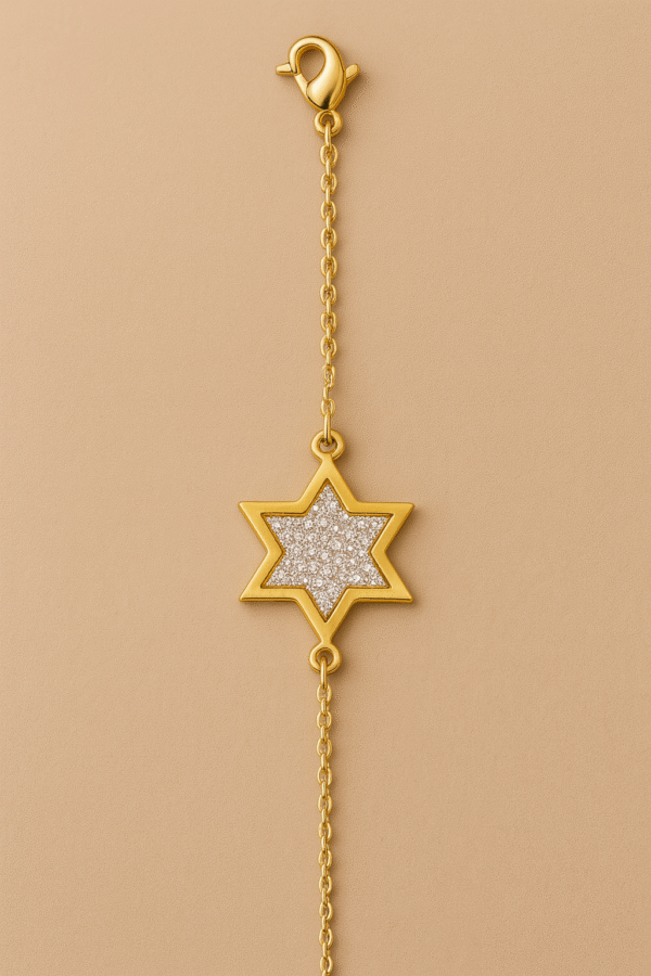 Elegant Golden Star Bracelet with Crystal Accents – H&A Jewelry